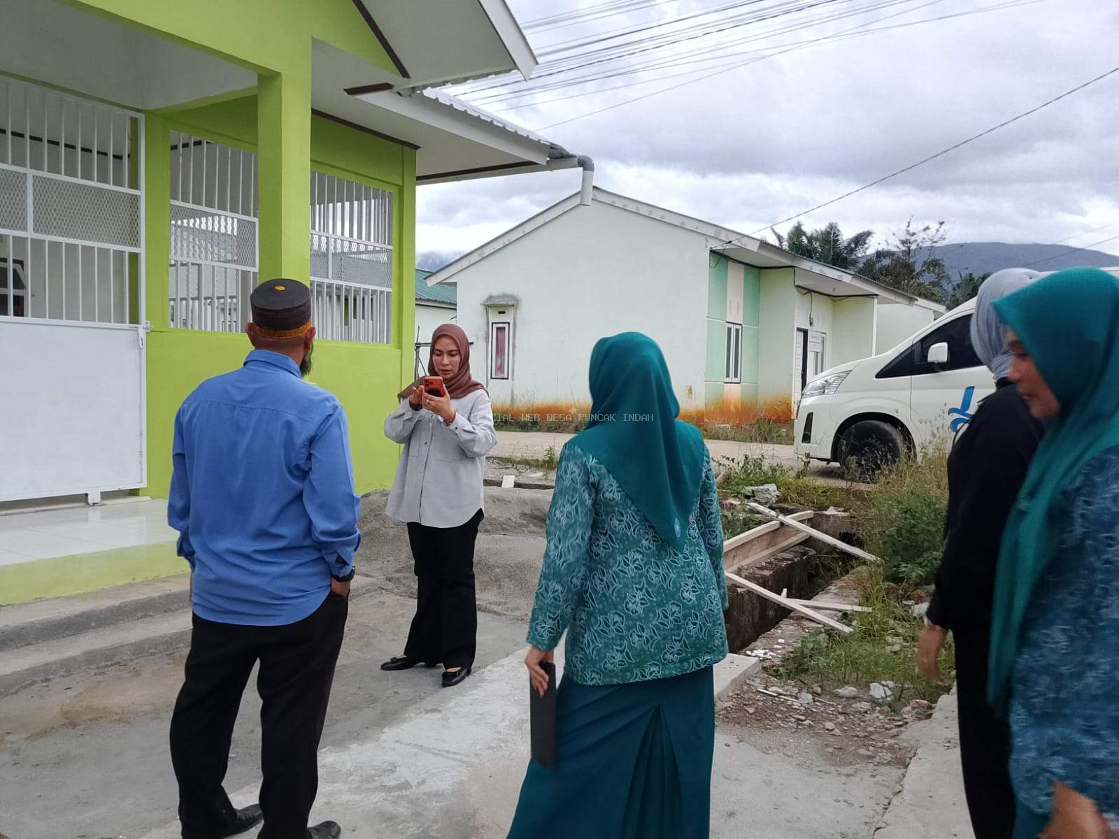 Dr. Ani Nurbani Kunjungi Bangunan Pusyandu Desa Puncak Indah 
